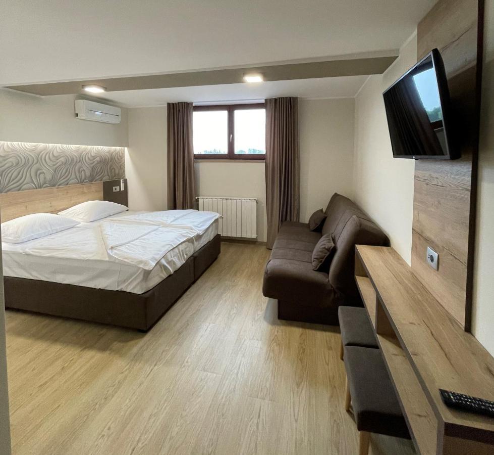 Hotel Roskar Ptuj Esterno foto