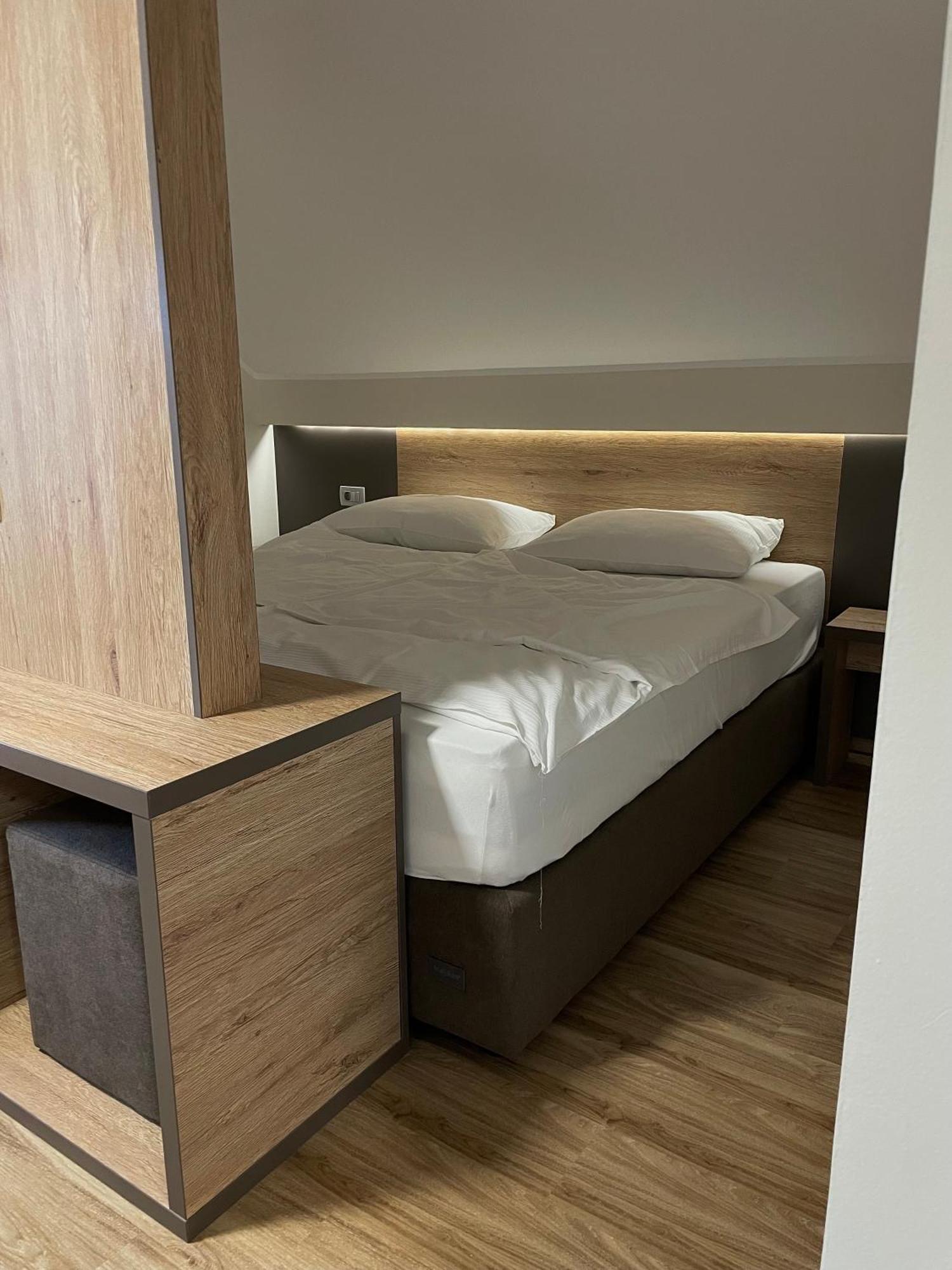 Hotel Roskar Ptuj Esterno foto